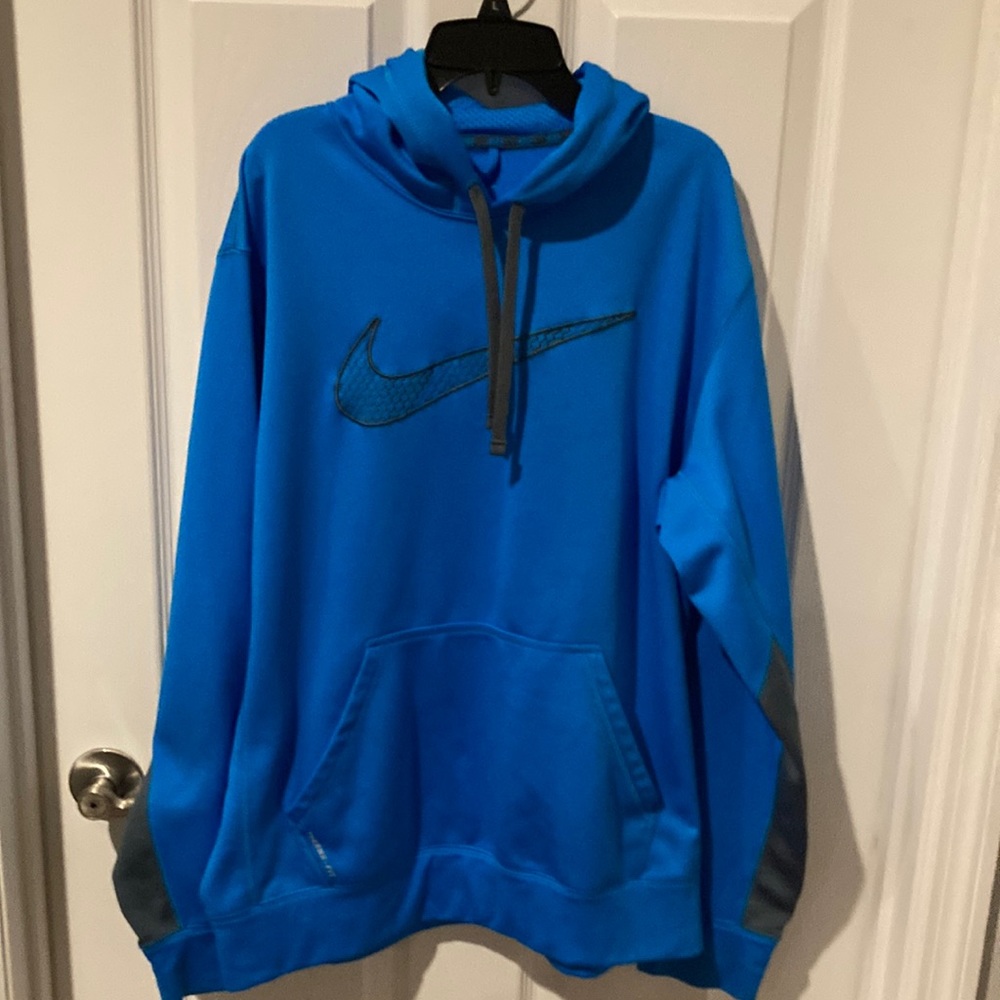 Therma Fit Nike Hoodie